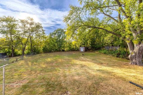 Tiny photo for 3546 FAIR Avenue, Davenport, IA 52806 (MLS # QC4267667)