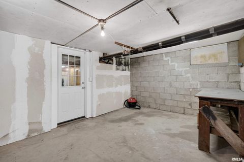 Tiny photo for 3546 FAIR Avenue, Davenport, IA 52806 (MLS # QC4267667)