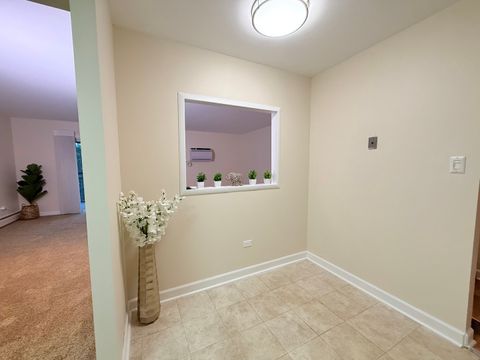 Tiny photo for 4250 Saratoga Avenue #L305, Downers Grove, IL 60515 (MLS # 12443402)