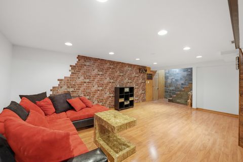 Tiny photo for 710 Bayside Court, Wheeling, IL 60090 (MLS # 12641098)