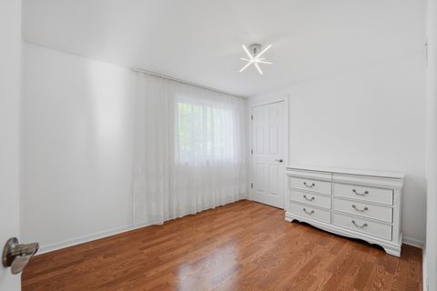 Tiny photo for 710 Bayside Court, Wheeling, IL 60090 (MLS # 12641098)