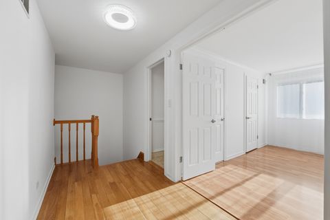 Tiny photo for 710 Bayside Court, Wheeling, IL 60090 (MLS # 12641098)