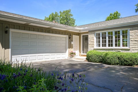 Tiny photo for 456 Fairview Avenue, Glen Ellyn, IL 60137 (MLS # 12627684)