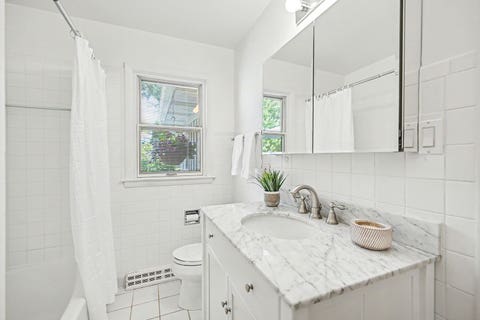 Tiny photo for 456 Fairview Avenue, Glen Ellyn, IL 60137 (MLS # 12627684)