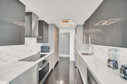 Tiny photo for 2626 N Lakeview Avenue #2703, Chicago, IL 60614 (MLS # 12473798)