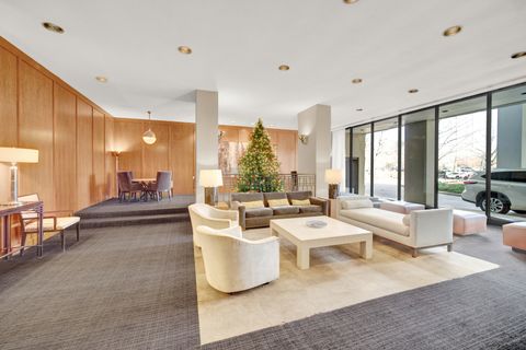 Tiny photo for 2626 N Lakeview Avenue #2703, Chicago, IL 60614 (MLS # 12473798)