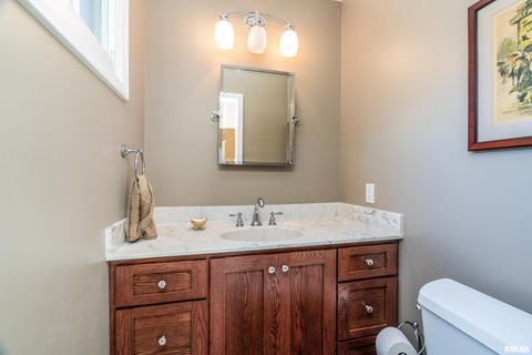 Tiny photo for 711 W ELM Street, Carbondale, IL 62901 (MLS # EB460263)