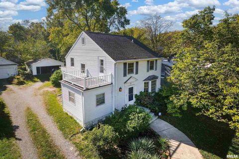 Tiny photo for 711 W ELM Street, Carbondale, IL 62901 (MLS # EB460263)