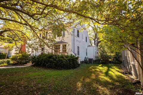 Tiny photo for 711 W ELM Street, Carbondale, IL 62901 (MLS # EB460263)