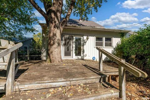 Tiny photo for 711 W ELM Street, Carbondale, IL 62901 (MLS # EB460263)