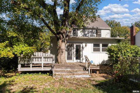 Tiny photo for 711 W ELM Street, Carbondale, IL 62901 (MLS # EB460263)