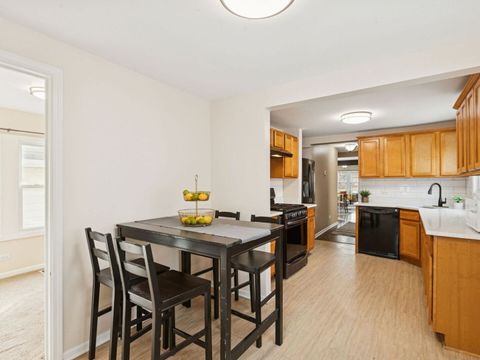 Tiny photo for Evanston, IL 60201 (MLS # 12584468)