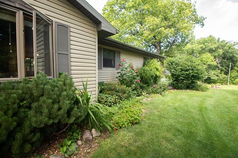 Tiny photo for 7830 W Renee Rue, Dixon, IL 61021 (MLS # 12422996)