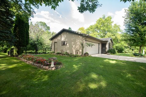 Tiny photo for 7830 W Renee Rue, Dixon, IL 61021 (MLS # 12422996)