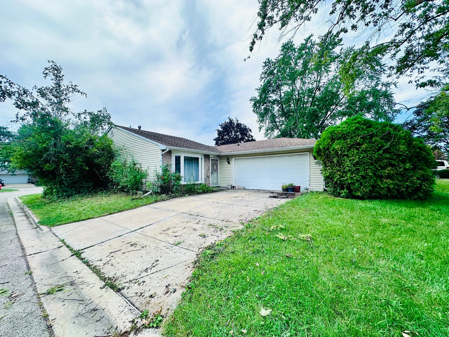 87 Highbury Drive