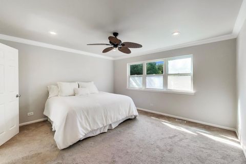 Tiny photo for 513 E Central Road, Arlington Heights, IL 60005 (MLS # 12626354)