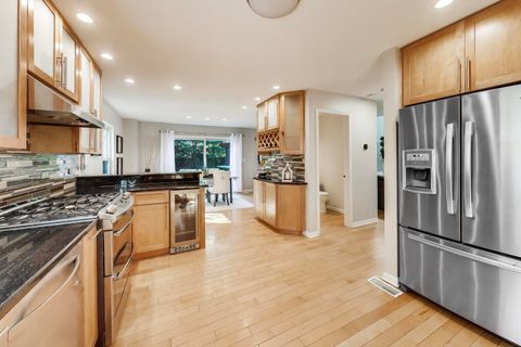 Tiny photo for 513 E Central Road, Arlington Heights, IL 60005 (MLS # 12626354)