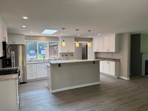 Tiny photo for 28450 N Shagbark Lane, Libertyville, IL 60048 (MLS # 12433809)