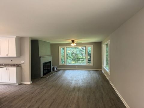 Tiny photo for 28450 N Shagbark Lane, Libertyville, IL 60048 (MLS # 12433809)