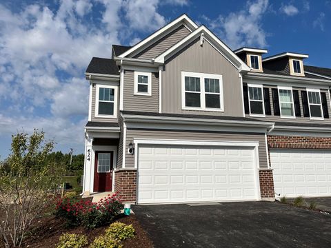 708 Switchgrass Way 56004 Bolingbrook IL 60490
