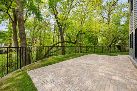 Tiny photo for 120 Crescent Drive, Glencoe, IL 60022 (MLS # 12604738)
