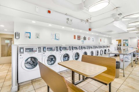 Tiny photo for 6171 N Sheridan Road #1804, Chicago, IL 60660 (MLS # 12620897)