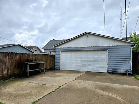 Tiny photo for 270 18th Place, Clinton, IA 52732 (MLS # 12722445)