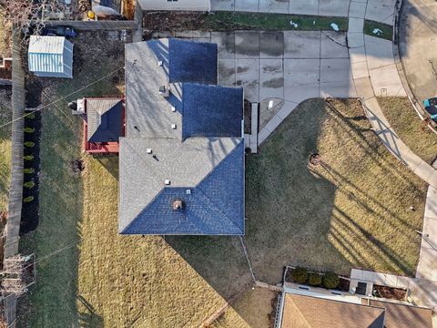 Tiny photo for 665 W Lake Manor Drive, Addison, IL 60101 (MLS # 12540517)