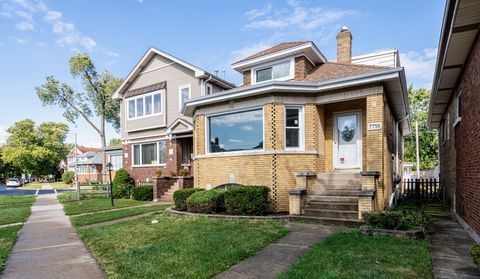 Photo of 7718 W Westwood Drive, Elmwood Park, IL 60707 (MLS # 12493553)