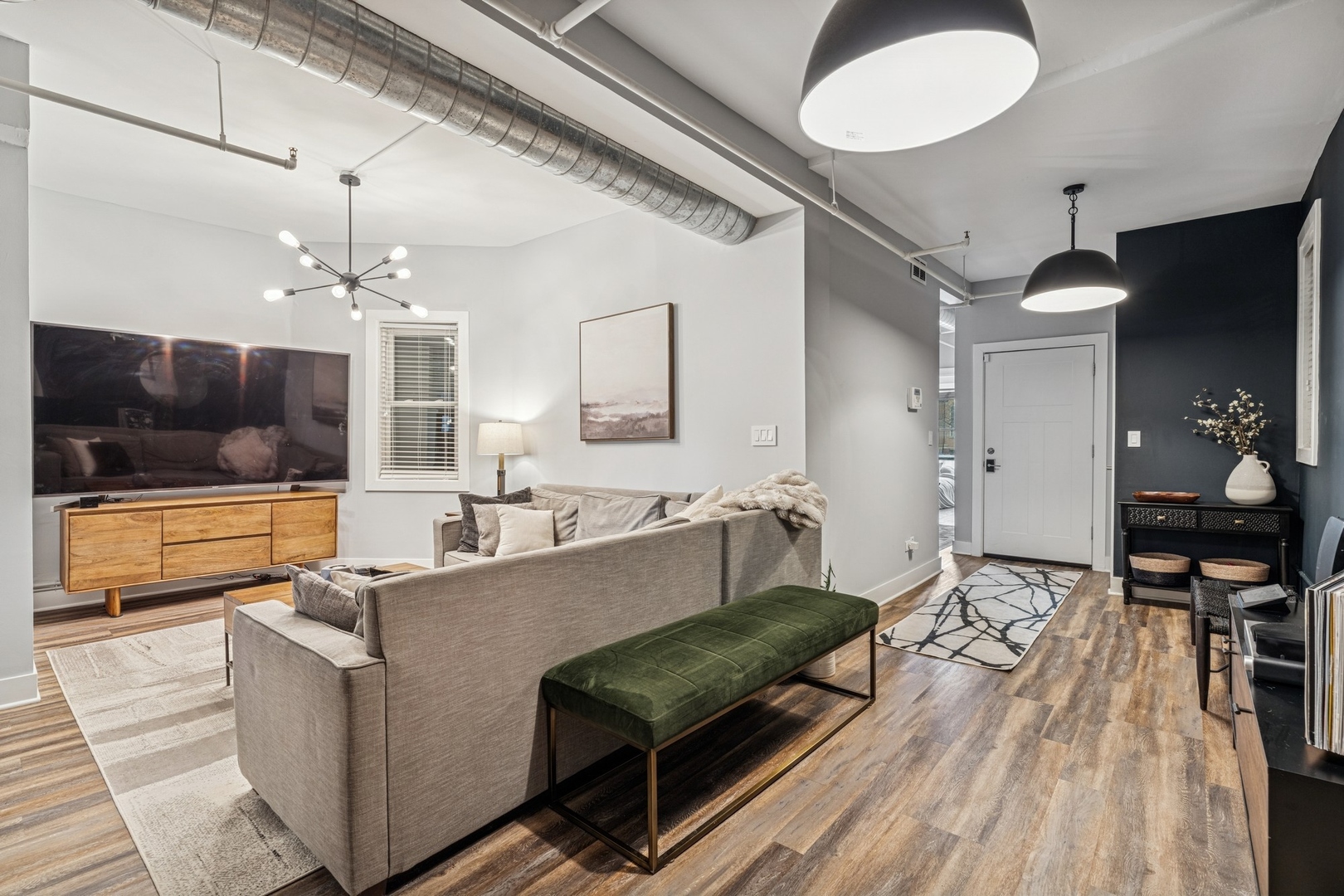 1414 W Division Street 2