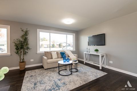 Tiny photo for 14024 S Saginaw Avenue, Burnham, IL 60633 (MLS # 12667583)
