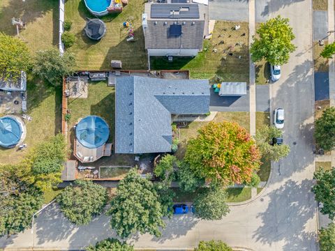 Tiny photo for 1810 Foxfield Drive, Joliet, IL 60435 (MLS # 12469316)