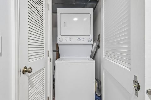 Tiny photo for 2656 W Gunnison Street #1, Chicago, IL 60625 (MLS # 12627656)