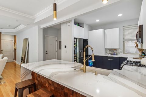 Tiny photo for 2656 W Gunnison Street #1, Chicago, IL 60625 (MLS # 12627656)