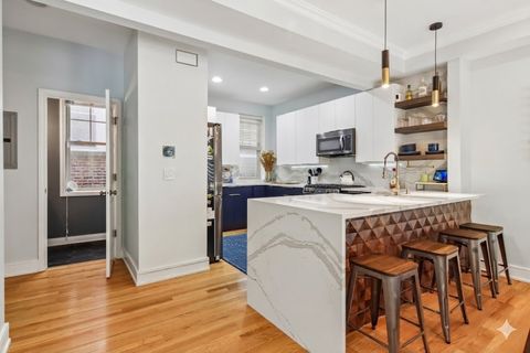 Tiny photo for 2656 W Gunnison Street #1, Chicago, IL 60625 (MLS # 12627656)