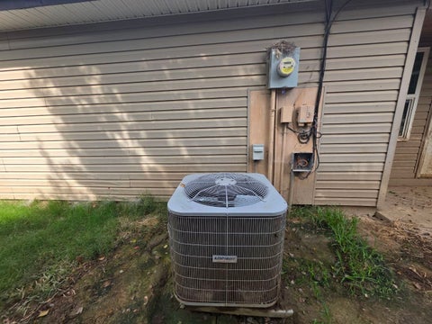 Tiny photo for 1500 Vicksburg Drive, Belleville, IL 62221 (MLS # 12777484)