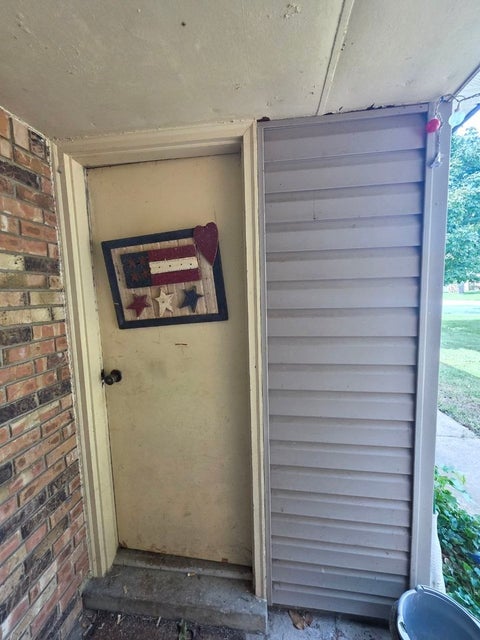 Tiny photo for 1500 Vicksburg Drive, Belleville, IL 62221 (MLS # 12777484)