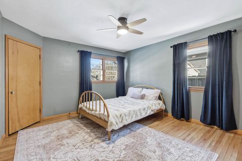 Tiny photo for 71 CRESTWOOD Terrace, Davenport, IA 52803 (MLS # 100000301)