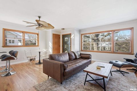 Tiny photo for 71 CRESTWOOD Terrace, Davenport, IA 52803 (MLS # 100000301)