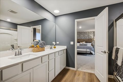 Tiny photo for Algonquin, IL 60102 (MLS # 12520602)