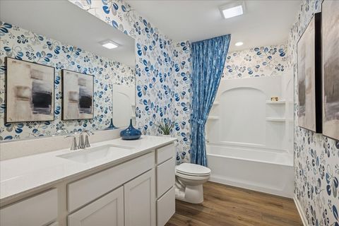 Tiny photo for Algonquin, IL 60102 (MLS # 12520602)