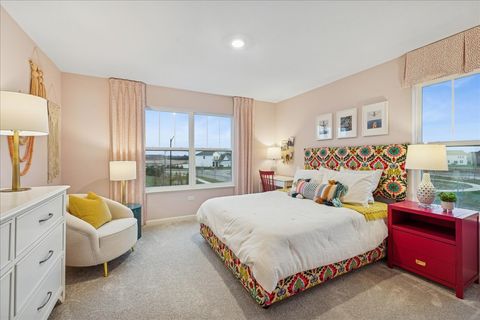 Tiny photo for Algonquin, IL 60102 (MLS # 12520602)