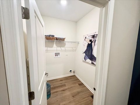 Tiny photo for Algonquin, IL 60102 (MLS # 12520602)