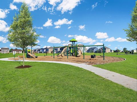 Tiny photo for Algonquin, IL 60102 (MLS # 12520602)