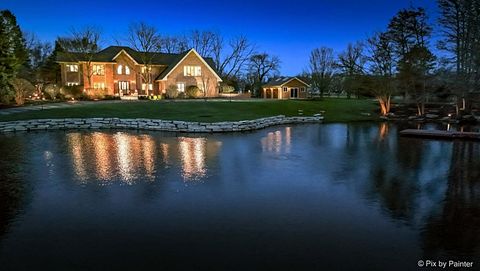 Tiny photo for 8 Moate Lane, Barrington Hills, IL 60010 (MLS # 12614661)