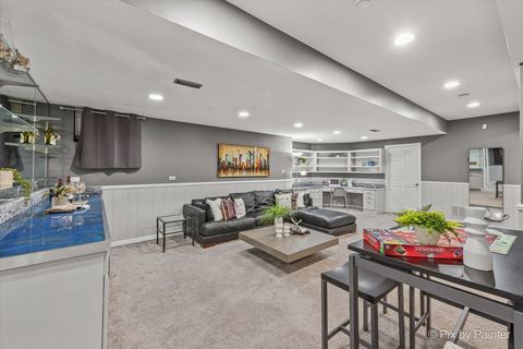 Tiny photo for 8 Moate Lane, Barrington Hills, IL 60010 (MLS # 12614661)