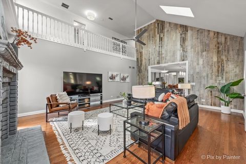 Tiny photo for 8 Moate Lane, Barrington Hills, IL 60010 (MLS # 12614661)