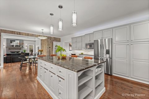 Tiny photo for 8 Moate Lane, Barrington Hills, IL 60010 (MLS # 12614661)