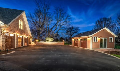 Tiny photo for 8 Moate Lane, Barrington Hills, IL 60010 (MLS # 12614661)