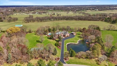 Tiny photo for 8 Moate Lane, Barrington Hills, IL 60010 (MLS # 12614661)